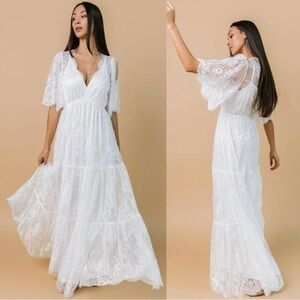 Baltic Born Elegant White Lace Maxi Dress With Sleeves